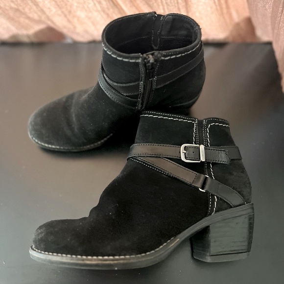 Size 37 Peruvian suede booties black - Picture 1 of 3
